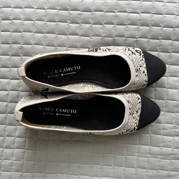 Vince Camuto Gray Cap Toe Knit Flats - Picture 4 of 9